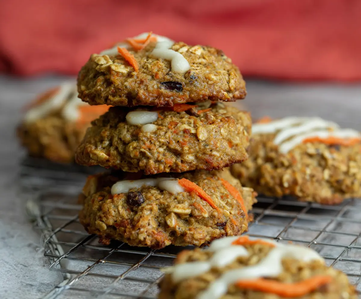 Soft Carrot Cake Oatmeal Cookies